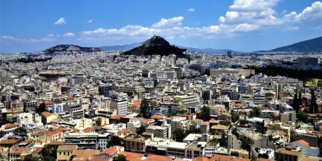 Ναι, η Αθήνα μπορεί να είναι μια όμορφη πόλη