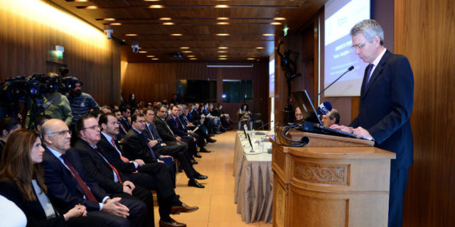 Έναρξη του προγράμματος Roots για τη στήριξη της μικρομεσαίας επιχειρηματικότητας