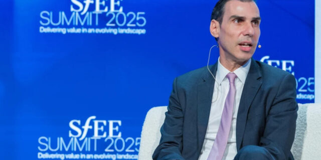 Θεμιστοκλέους από το 2ο ΣΦΕΕ Summit: Πολύ σημαντική αύξηση χρηματοδότησης κατά 120% στην Υγεία