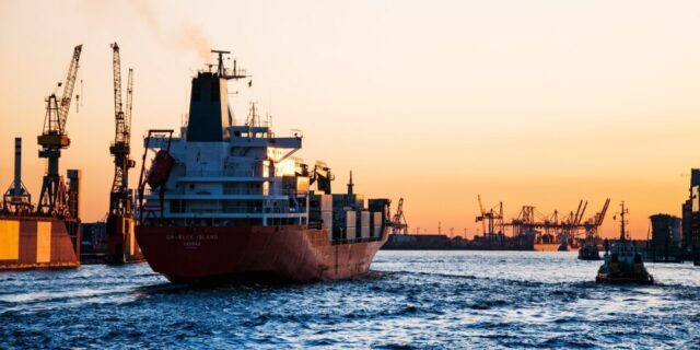 Αναταραχή στη ναυτιλία εν μέσω περιβαλλοντικών αλλαγών