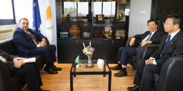 ​Η ενίσχυση της διμερούς συνεργασίας στη συνάντηση των υφυπουργών Τουρισμού Κύπρου και Κίνας