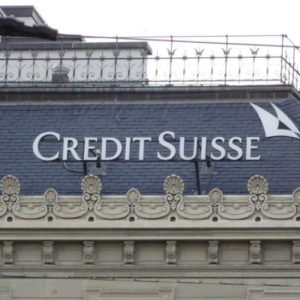Όπου φύγει-φύγει στην Credit Suisse