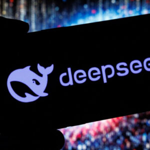 DeepSeek: Ίσως το αμερικανικό εμπάργκο να εκτόξευσε τη δημοτικότητα του κινεζικού εγχειρήματος