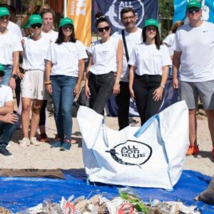 Δράση Geocycle Ελλάς - Ομίλου Ηρακλής για τον καθαρισμό της παραλίας Α’ Αλίπεδο Αλίμου