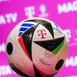 Telekom: Κορυφαία συνδεσιμότητα σε όλα τα γήπεδα του UEFA EURO 2024 μέσω 5G και οπτικών ινών
