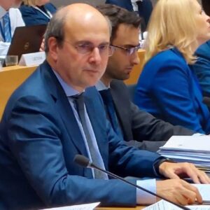 Κ. Χατζηδάκης: Απαιτείται συλλογική απάντηση σε επίπεδο ΕΕ για την ενέργεια και την ακρίβεια