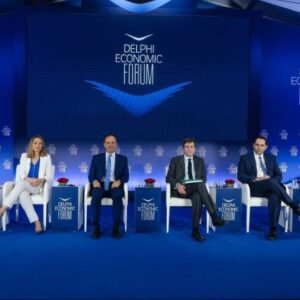 Delphi Forum: Μειώνεται το ελληνικό χρέος – Απαραίτητη η συνέχιση των μεταρρυθμίσεων