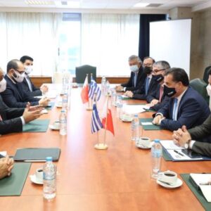 Συνάντηση αντιπροσωπειών Ελλάδας - Μπαχρέιν, με στόχο την προσέλκυση επενδύσεων