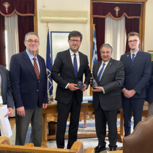 Επίσκεψη πρέσβεων Μολδαβίας και Ναμίμπια στο Ε.Β.Ε.Π. για ενίσχυση διμερών σχέσεων