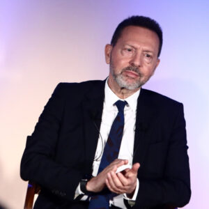 Στουρνάρας στη Handelsblatt: Το ευρώ μπορεί να γίνει παγκόσμιο αποθεματικό νόμισμα
