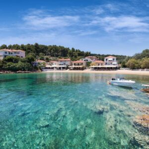 74.327 πήγαν διακοπές τον Ιούνιο αξιοποιώντας το voucher κοινωνικού τουρισμού ΔΥΠΑ