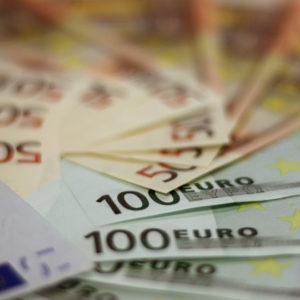 Βαρόμετρο Πληρωμών/ Atradius: Πόσο καθυστερούν να πληρώσουν οι επιχειρήσεις στην Ελλάδα