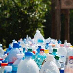 Καμπανάκι ΣΒΠΕ: Πώς θα διασφαλιστεί το μέλλον της ανακύκλωσης πλαστικών σε Ευρώπη και Ελλάδα