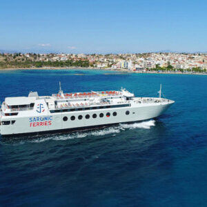 Ferryscanner: Οι Αμερικανοί & οι Βρετανοί τουρίστες δεν προτιμούν πια τόσο τους δημοφιλείς προορισμούς της Ελλάδας