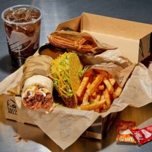 Taco Bell: Ανοίγει το πρώτο κατάστημα - εγκαίνια στο Χαλάνδρι