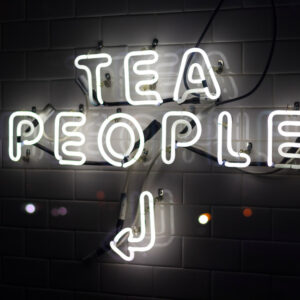 Tea please? Γιατί το τσάι επικράτησε έναντι του καφέ στην Αγγλία