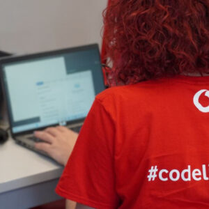 Ολοκληρώθηκε για 8η χρονιά το πρόγραμμα «Code Like a Girl» της Vodafone