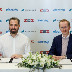 Στο παγκόσμιο δίκτυο διασύνδεσης φόρτισης της Hubject οι ZES και electrip