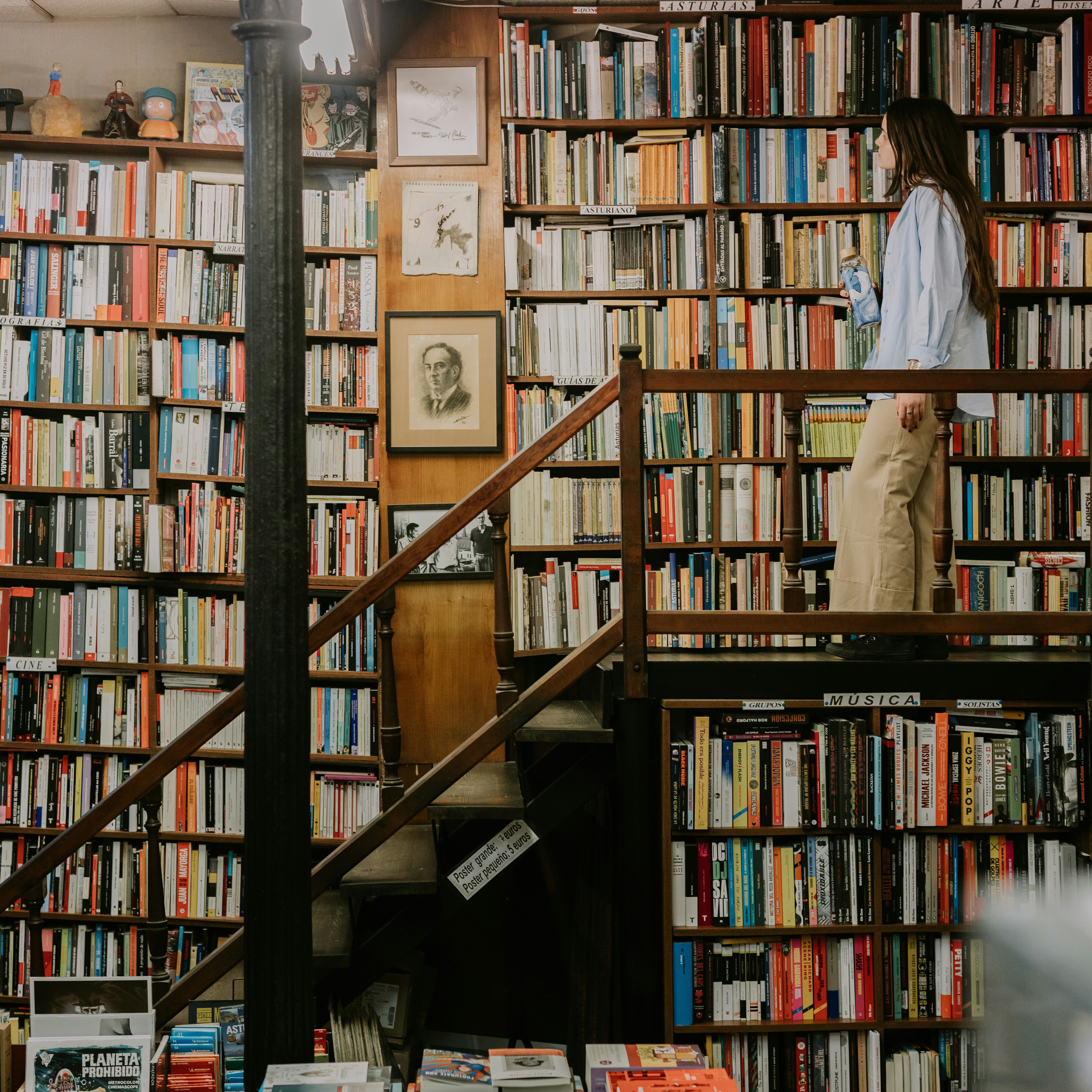 bookselves.jpg?mtime=20250822130352#asset:561924