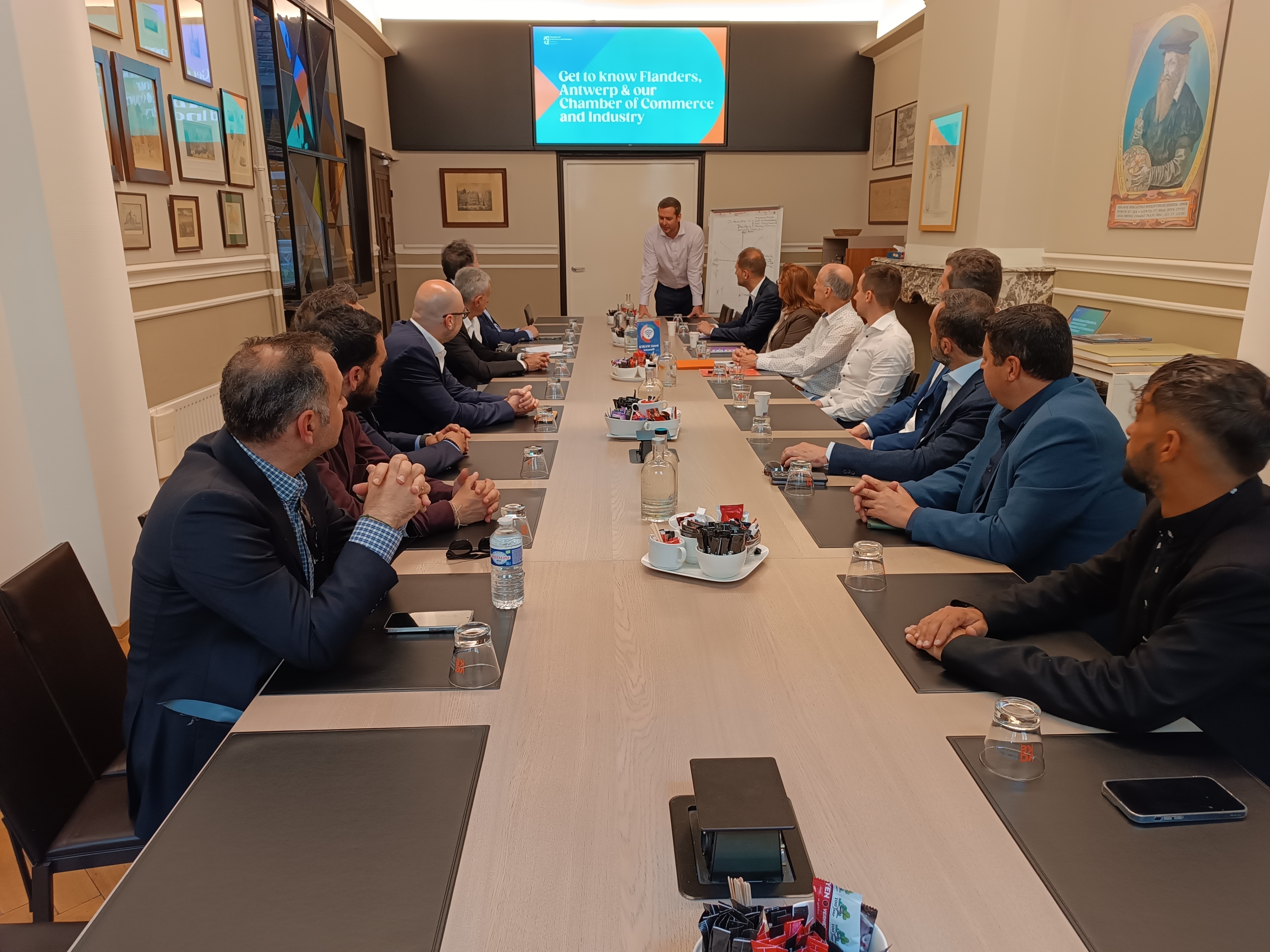 logistics-Amversa.jpg?mtime=20250502124803#asset:543024