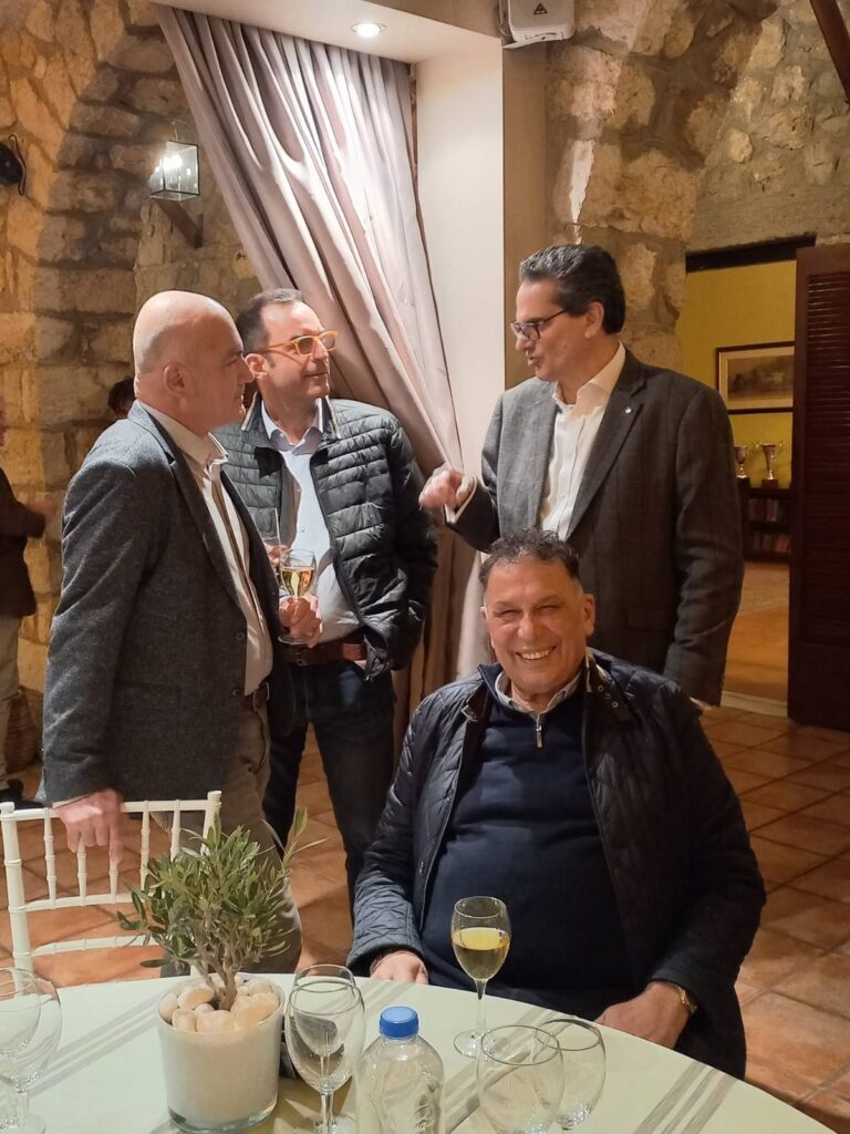 panormos-pasxalino-gala.jpg?mtime=20250415153956#asset:540558