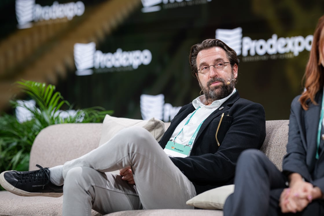 theofilos-vasileiadis-kariera-group.jpg?mtime=20251023121328#asset:570538