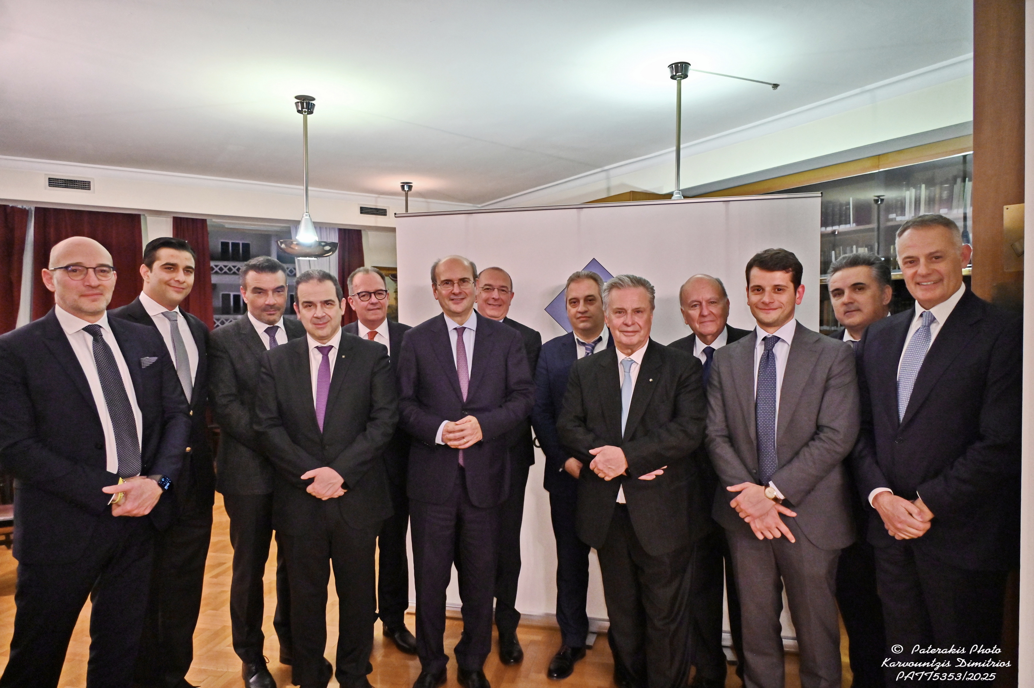 xatzidakis_ellino-italiko-epimelitirio.jpg?mtime=20250411141545#asset:539752