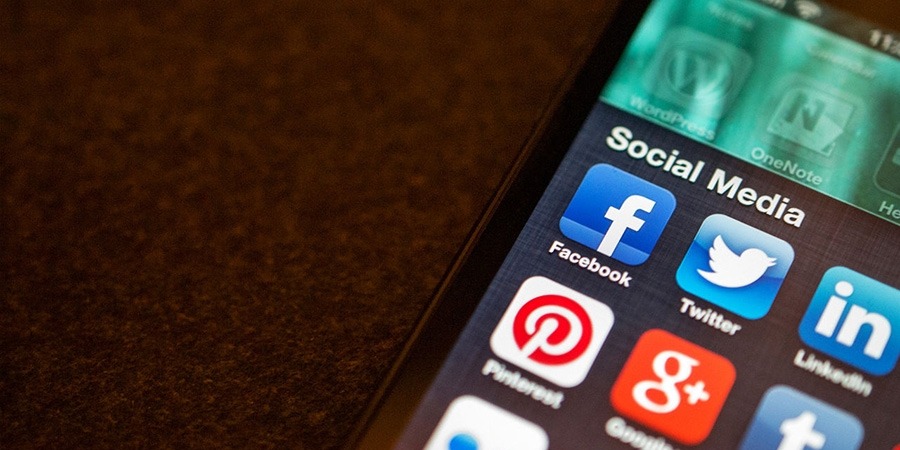 Πόσο συχνά πρέπει να ποστάρουμε στα social media;