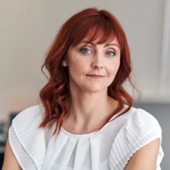 Ντέλια Τζιογκίδου