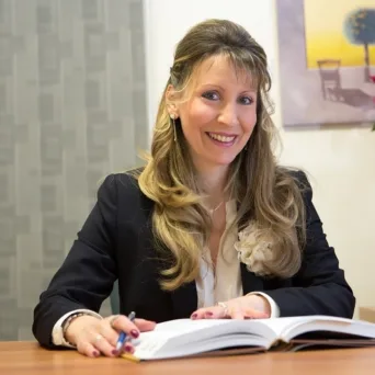 Έλενα Αλεβιζοπούλου