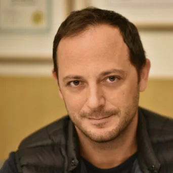 Raffaello Σαρακίνι