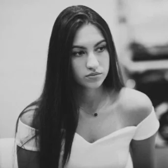 Γιολάντα Σαούγκου