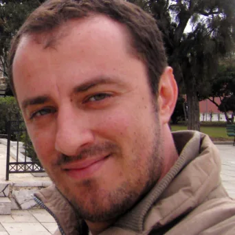 Γιώργος Καραούλης