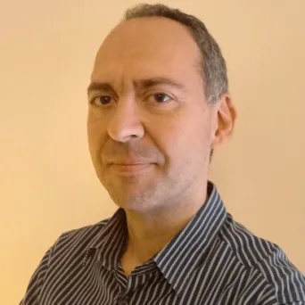 Δημήτρης Στεφανάκης