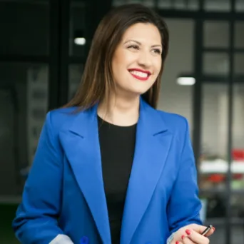 Εβελίνα Μπάκιντα