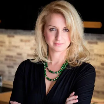 Λίλα Καραποστόλη