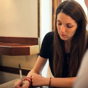 Νίκη Οικονομοπούλου