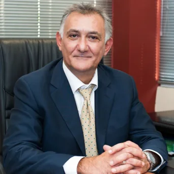 Γιάννης Τοζακίδης