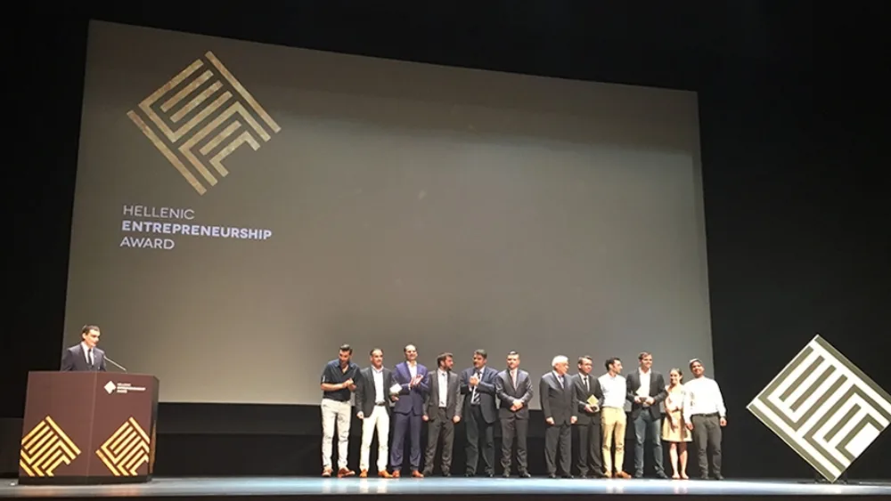 Blueground, Bubbllz και Raymetrics οι τρεις νικητές του Ελληνικού Βραβείου Επιχειρηματικότητας για το 2016