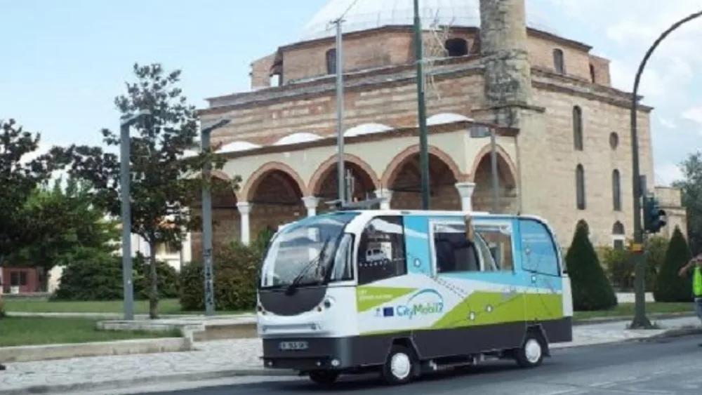 Και δεύτερη οπτική ίνα στα Τρίκαλα, "φέρνει" το Λεωφορείο Χωρίς Οδηγό