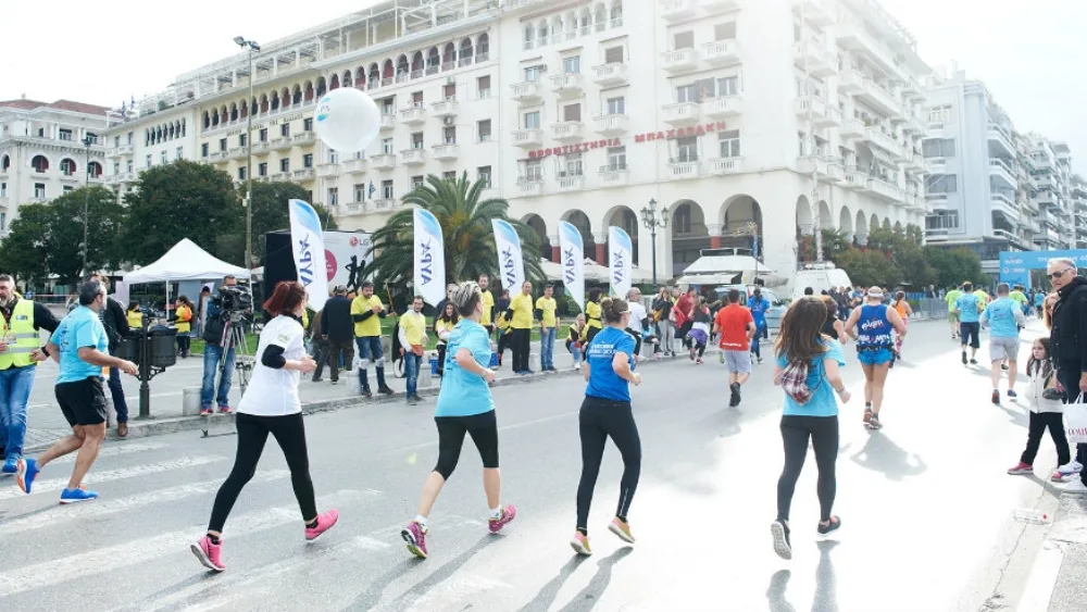 Τον Οκτώβριο τρέχουμε με το Φυσικό Μεταλλικό Νερό ΑΥΡΑ