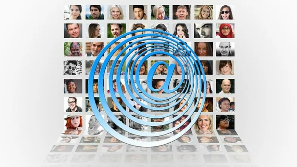 Η ανατομία της τέλειας φωτογραφίας προφίλ στα Social Media