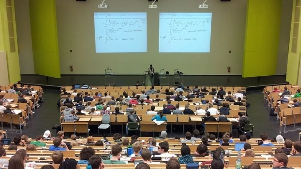 Φοιτητικά δάνεια έως 18.000€ για μεταπτυχιακά στο εξωτερικό