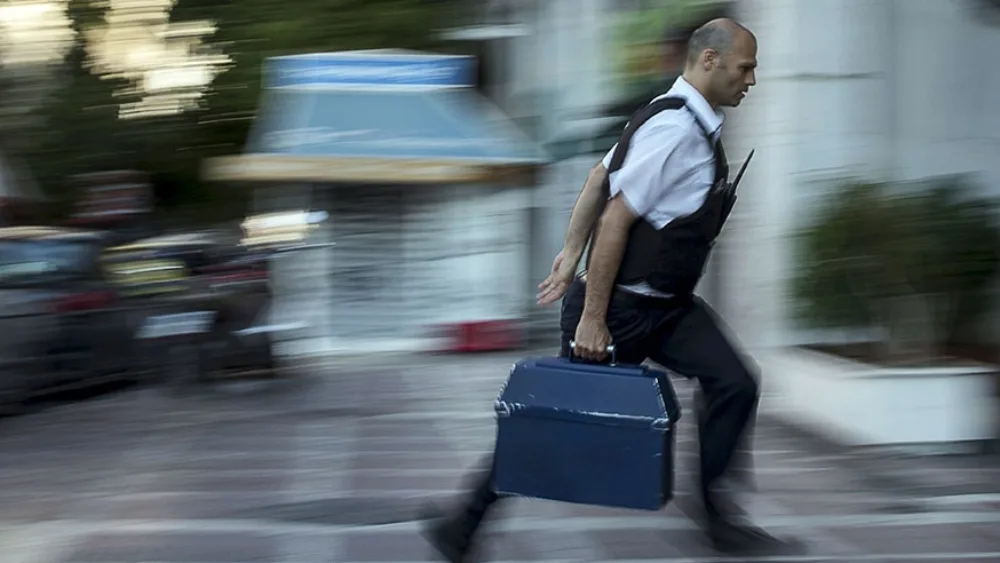 Ποιες είναι οι 14 νέες αλλαγές στα capital controls