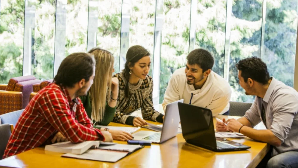 Το DEREE – The American College of Greece διοργανώνει το Discover DEREE Day