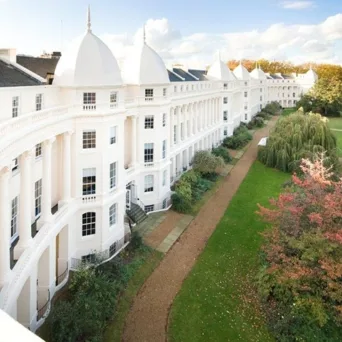 Η Ελληνική κοινότητα του London Business School λέει ΝΑΙ στην Ελπίδα