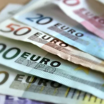 Σήμερα η πρώτη εκταμίευση δόσης από τον ESM