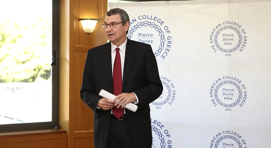 Νέα εικαστική ταυτότητα για το Αμερικανικό Κολλέγιο Ελλάδος