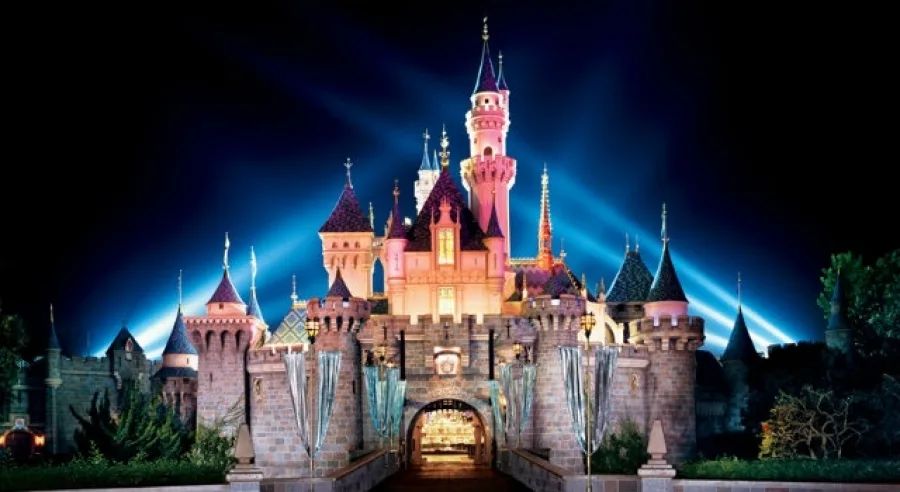 Η Disneyland Paris έρχεται στην Αθήνα προς αναζήτηση προσωπικού