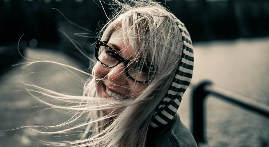 H Socialab και το Activia μοιράζουν σε «Μοναδικές Γυναίκες Μοναδικά Χαμόγελα»